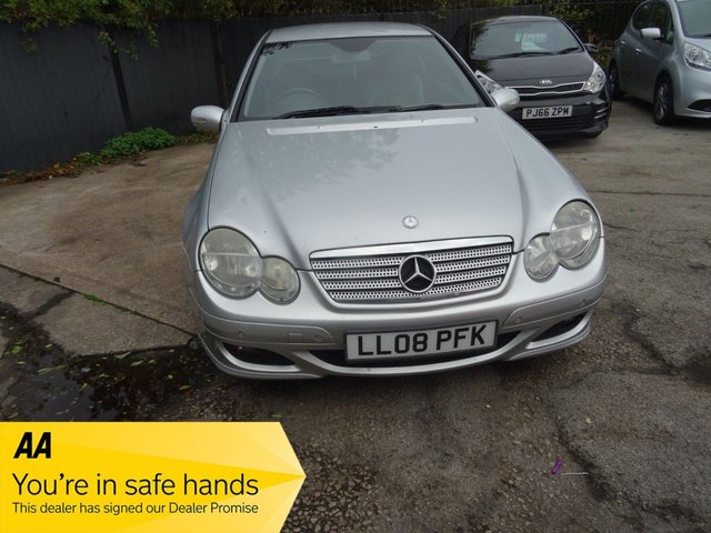 2008 Mercedes-Benz C-Class 2.1L Se 2dr - Photo 2