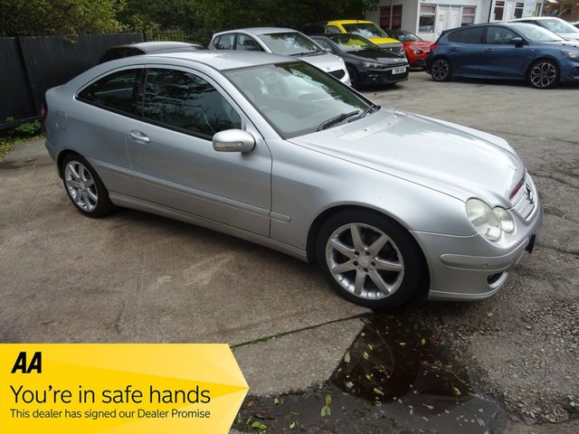 2008 Mercedes-Benz C-Class 2.1L Se 2dr - Photo 3