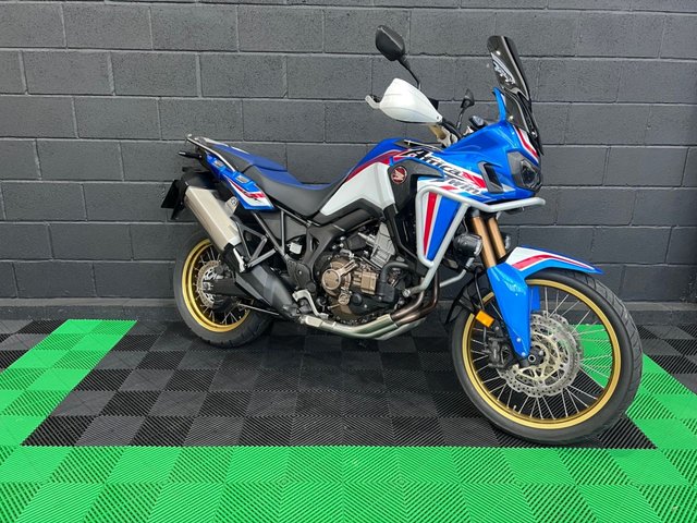 View our HONDA CRF1000L AFRICA TWIN