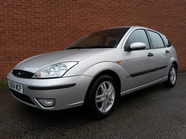 2004 04 Ford Focus 1.6 ZETEC 5 Door MORE IN STOCK