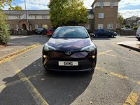 USED 2022 72 TOYOTA C-HR 1.8 VVT-h GPF Design SUV 5dr Petrol Hybrid CVT Euro 6 (s/s) (122 ps) CarPlay, Heated Seats, Reverse Camera