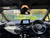USED 2022 72 TOYOTA C-HR 1.8 VVT-h GPF Design SUV 5dr Petrol Hybrid CVT Euro 6 (s/s) (122 ps) CarPlay, Heated Seats, Reverse Camera