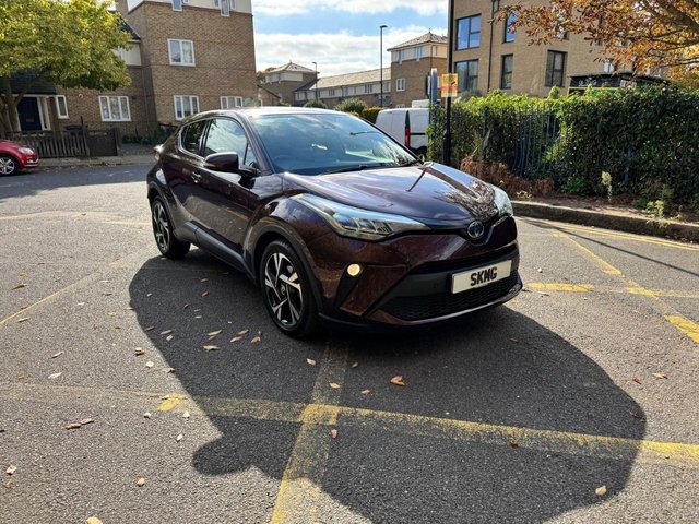 View our Toyota C-HR 1.8 VVT-h GPF Design SUV 5dr Petrol Hybrid CVT Euro 6 (s/s) (122 ps)