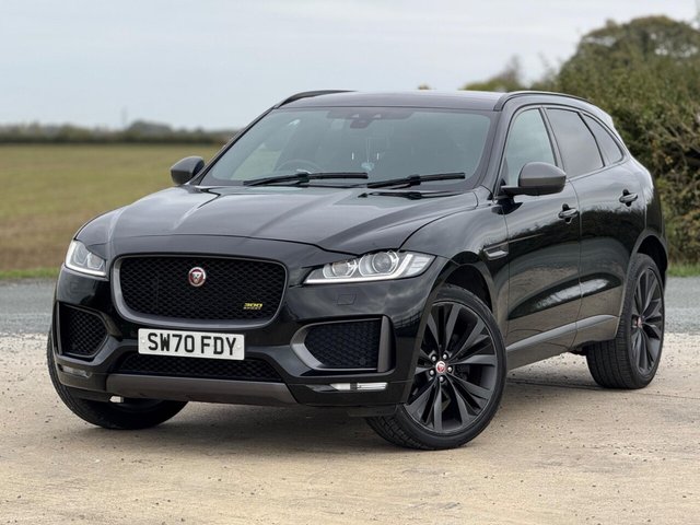 2020 JAGUAR F-PACE - Photo 3