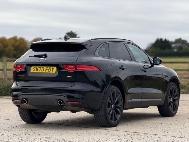 2020 JAGUAR F-PACE - Photo 8