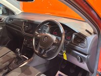 USED 2018 18 VOLKSWAGEN T-ROC 1.5 TSI EVO SE SUV 5dr Petrol Manual Euro 6 (s/s) (150 ps) Beats Soundpack. Black Roof.
