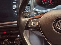 USED 2018 18 VOLKSWAGEN T-ROC 1.5 TSI EVO SE SUV 5dr Petrol Manual Euro 6 (s/s) (150 ps) Beats Soundpack. Black Roof.