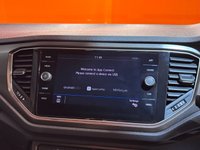 USED 2018 18 VOLKSWAGEN T-ROC 1.5 TSI EVO SE SUV 5dr Petrol Manual Euro 6 (s/s) (150 ps) Beats Soundpack. Black Roof.