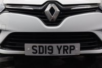 USED 2019 19 RENAULT CLIO 1.5 dCi Iconic Hatchback 5dr Diesel Manual Euro 6 (s/s) (90 ps) SAT NAV / BLUETOOTH / CRUISE CONTROL / FINANCE AVAILABLE