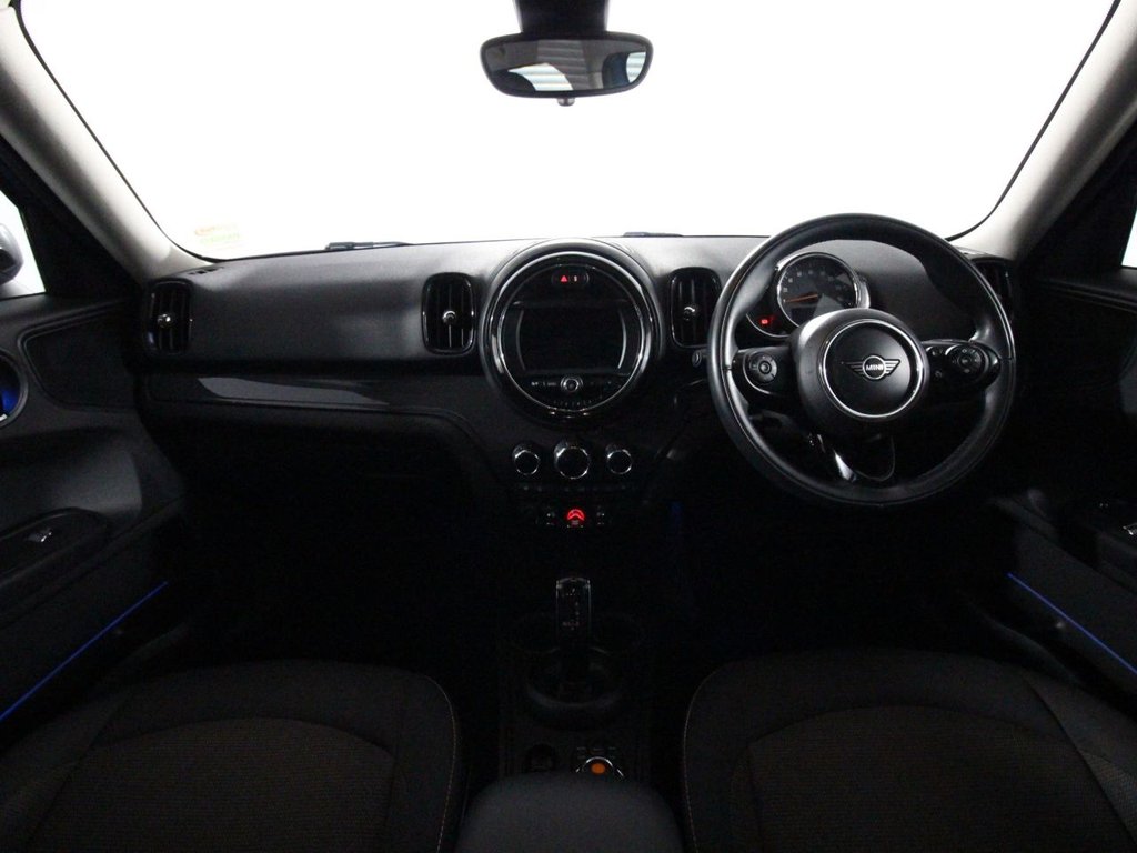 USED 2019 69 MINI COUNTRYMAN 1.5 Cooper Classic SUV 5dr Petrol Steptronic Euro 6 (s/s) (136 ps) AUTO WIPERS - CRUISE CONTROL