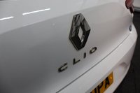 USED 2020 70 RENAULT CLIO 1.5 Blue dCi Iconic Hatchback 5dr Diesel Manual Euro 6 (s/s) (85 ps) SAT NAV / LONG MOT / BLUETOOTH / FINANCE AVAILABLE