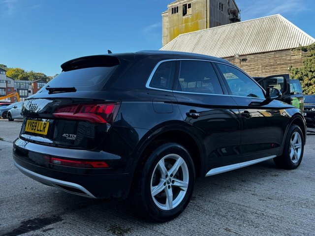 2019 AUDI Q5 2.0 TDI 40 Sport S Tronic quattro Euro 6 (s/s) 5dr - Photo 5