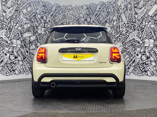 2021 MINI Hatch 1.5L Cooper Classic 3dr - Photo 10