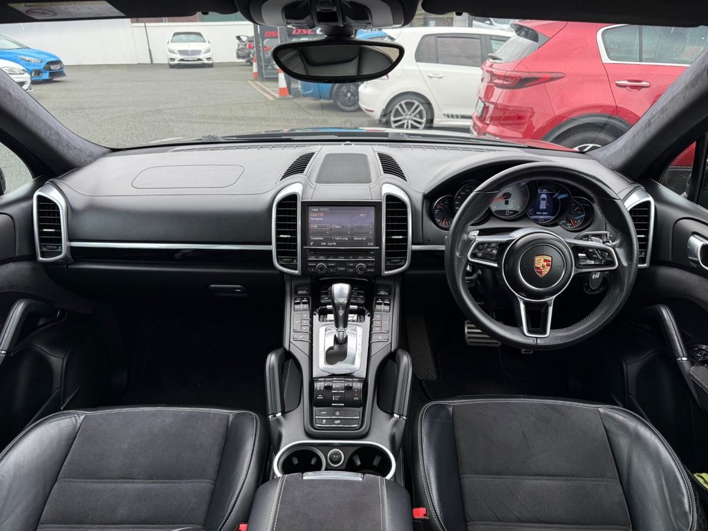 USED 2015 PORSCHE CAYENNE 3.6T V6 GTS SUV 5dr Petrol TiptronicS 4WD Euro 6 (s/s) (440 ps) AIR SUSPENSION & GLASS ROOF