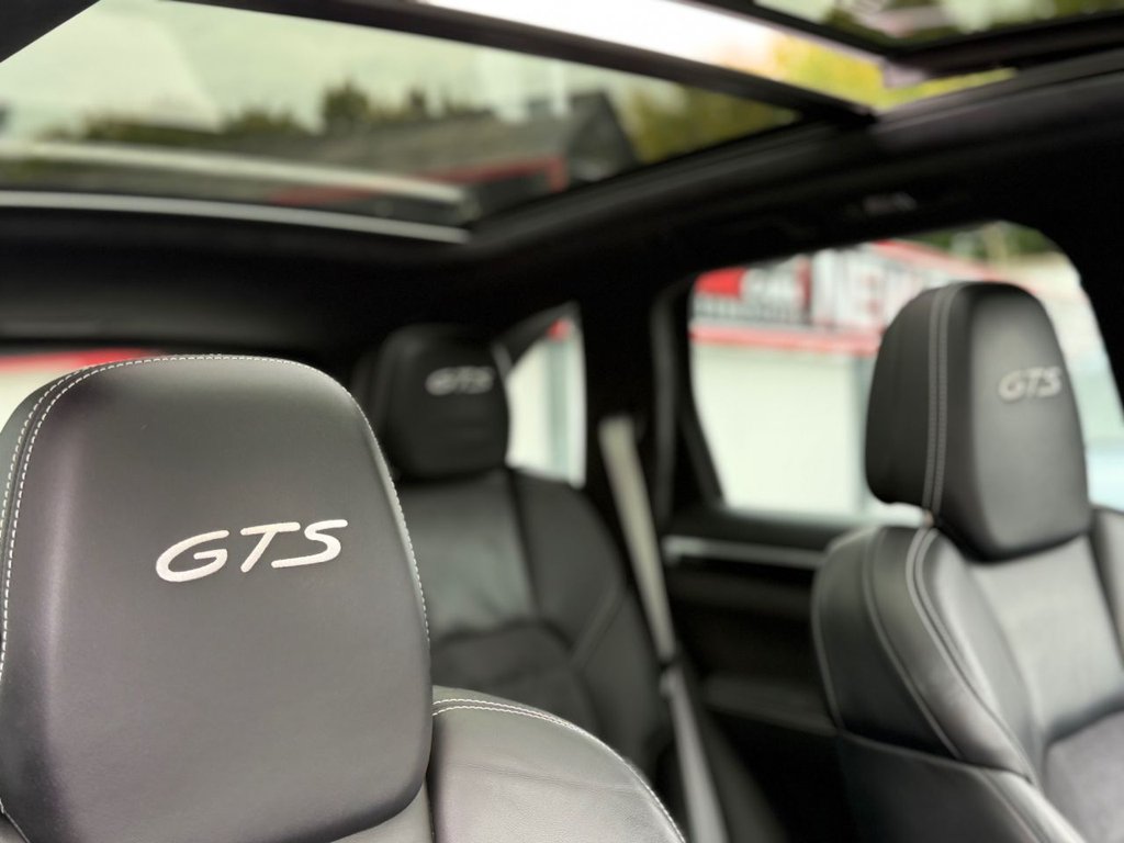 USED 2015 PORSCHE CAYENNE 3.6T V6 GTS SUV 5dr Petrol TiptronicS 4WD Euro 6 (s/s) (440 ps) AIR SUSPENSION & GLASS ROOF