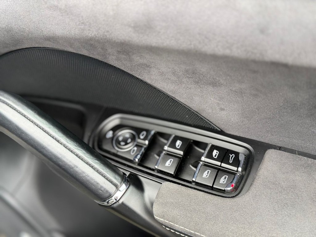 USED 2015 PORSCHE CAYENNE 3.6T V6 GTS SUV 5dr Petrol TiptronicS 4WD Euro 6 (s/s) (440 ps) AIR SUSPENSION & GLASS ROOF