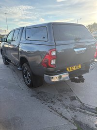 USED 2021 21 TOYOTA HILUX 2.8 D-4D Invincible Pickup Double Cab 4dr Diesel Auto 4WD Euro 6 (s/s) (204 ps) 