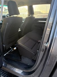 USED 2021 21 TOYOTA HILUX 2.8 D-4D Invincible Pickup Double Cab 4dr Diesel Auto 4WD Euro 6 (s/s) (204 ps) 