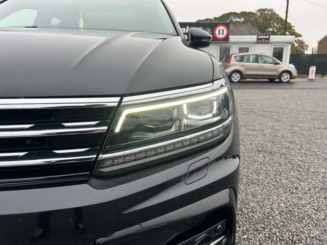 2016 VOLKSWAGEN TIGUAN 2.0 TDI BlueMotion Tech R-Line SUV 5dr Diesel DSG 4Motion Euro 6 (s/s) (150 ps) automatic 4x4 - Photo 4