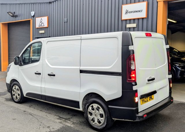 2022 RENAULT TRAFIC - Photo 9