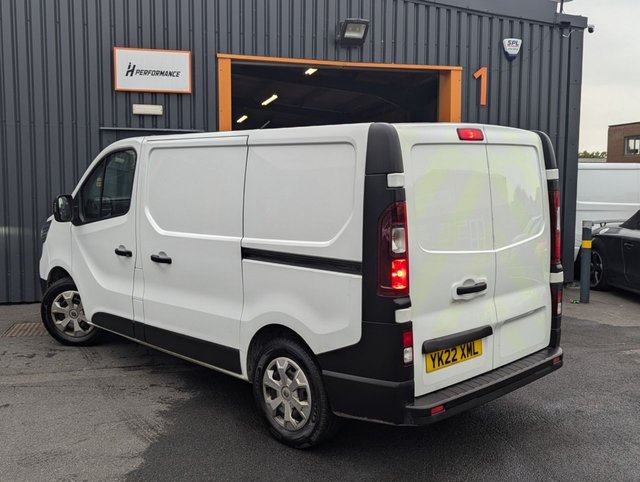 2022 RENAULT TRAFIC - Photo 7