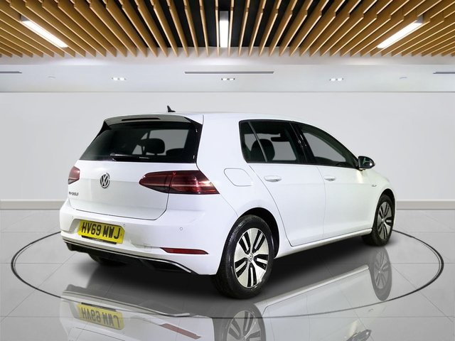 2019 Volkswagen E-Golf - Photo 8