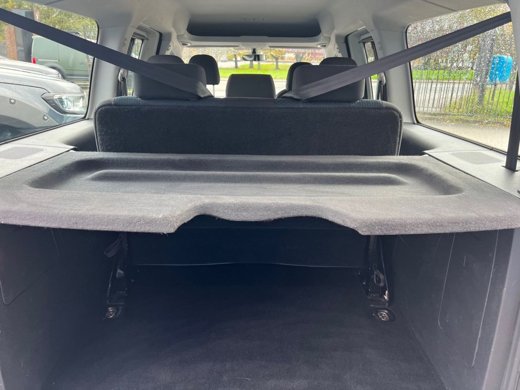 USED 2018 18 VOLKSWAGEN CADDY MAXI LIFE 2.0 TDI BlueMotion Tech MPV 5dr Diesel DSG Euro 6 (s/s) (102 ps) 2 LITRE / DSG / 7 SEATS