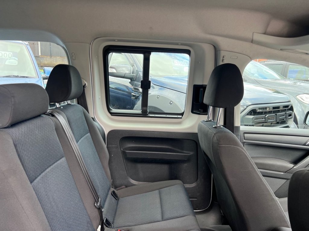 USED 2018 18 VOLKSWAGEN CADDY MAXI LIFE 2.0 TDI BlueMotion Tech MPV 5dr Diesel DSG Euro 6 (s/s) (102 ps) 2 LITRE / DSG / 7 SEATS