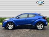 USED 2022 72 TOYOTA C-HR 1.8 VVT-h GPF Icon SUV 5dr Petrol Hybrid CVT Euro 6 (s/s) (122 ps) One Owner Full Service History