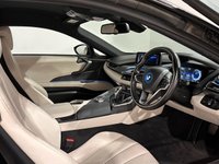 USED 2018 V BMW I8 1.5 7.1kWh Coupe 2dr Petrol Plug-in Hybrid Auto 4WD Euro 6 (s/s) (362 ps) 36871 Miles , Striking Sophisto Leather , Ivory Sophisto Leather, Universal remote control