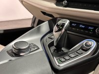 USED 2018 V BMW I8 1.5 7.1kWh Coupe 2dr Petrol Plug-in Hybrid Auto 4WD Euro 6 (s/s) (362 ps) 36871 Miles , Striking Sophisto Leather , Ivory Sophisto Leather, Universal remote control