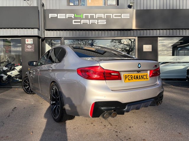 2018 BMW M5 - Photo 5