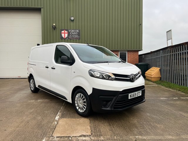 2020 69 Toyota Proace 1.5D Icon Medium Panel Van 6dr Diesel Manual MWB Euro 6 (120 bhp)