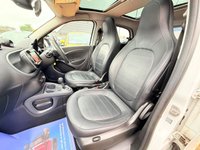 USED 2016 66 SMART FORFOUR 0.9T Edition White Hatchback 5dr Petrol Twinamic AUTOMATIC Stunning 5 door petrol low Mileage with a FSH