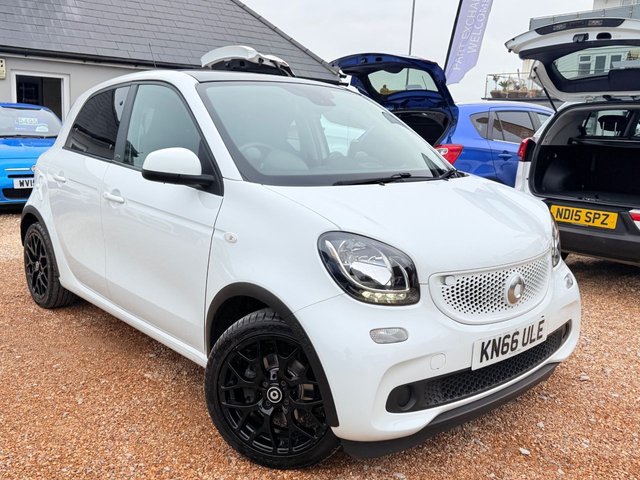 2016 66 Smart Forfour 0.9T Edition White Hatchback 5dr Petrol Twinamic AUTOMATIC