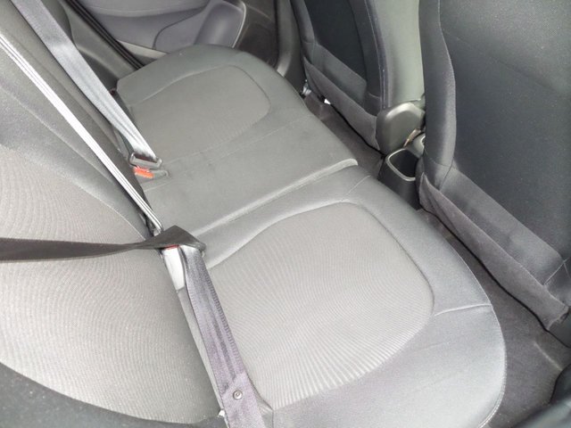 2019 HYUNDAI I10 - Photo 9