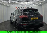 USED 2015 65 PORSCHE CAYENNE 3.0 TD V6 SUV 5dr Diesel TiptronicS 4WD Euro 6 (s/s) (262 ps) Luxury Performance | Panoramic Comfort | Iconic Porsche Engineering | Everyday Practicality