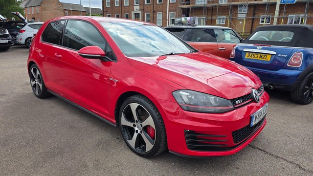 View our VOLKSWAGEN GOLF