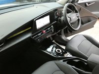 USED 2022 72 KIA NIRO 1.6h GDi 3 SUV 5dr Petrol Hybrid DCT Euro 6 (s/s) (139 bhp) SAT NAV PART LEATHER REAR VIEW CAMERA CRUISE CONTROL PARKING SENSORS 1 OWNER SERVICE HISTORY KIA WARRANTY TILL OCT 2029