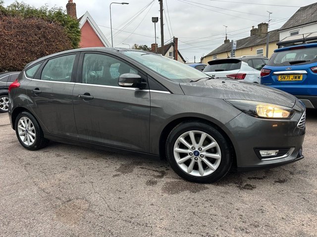 View our FORD FOCUS