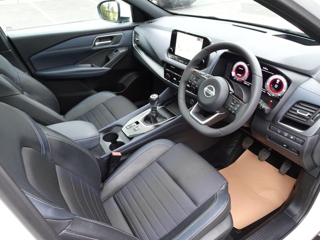 2021 NISSAN QASHQAI 1.3 DIG-T MHEV Tekna Euro 6 (s/s) 5dr - Photo 2