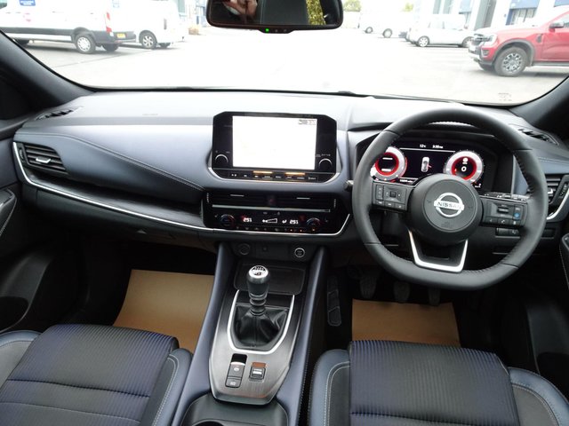 2021 NISSAN QASHQAI 1.3 DIG-T MHEV Tekna Euro 6 (s/s) 5dr - Photo 6