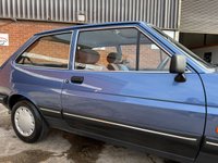 USED 1988 E FORD FIESTA 1.1 Ghia 3d  48 BHP Low Mileage