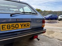 USED 1988 E FORD FIESTA 1.1 Ghia 3d  48 BHP Low Mileage