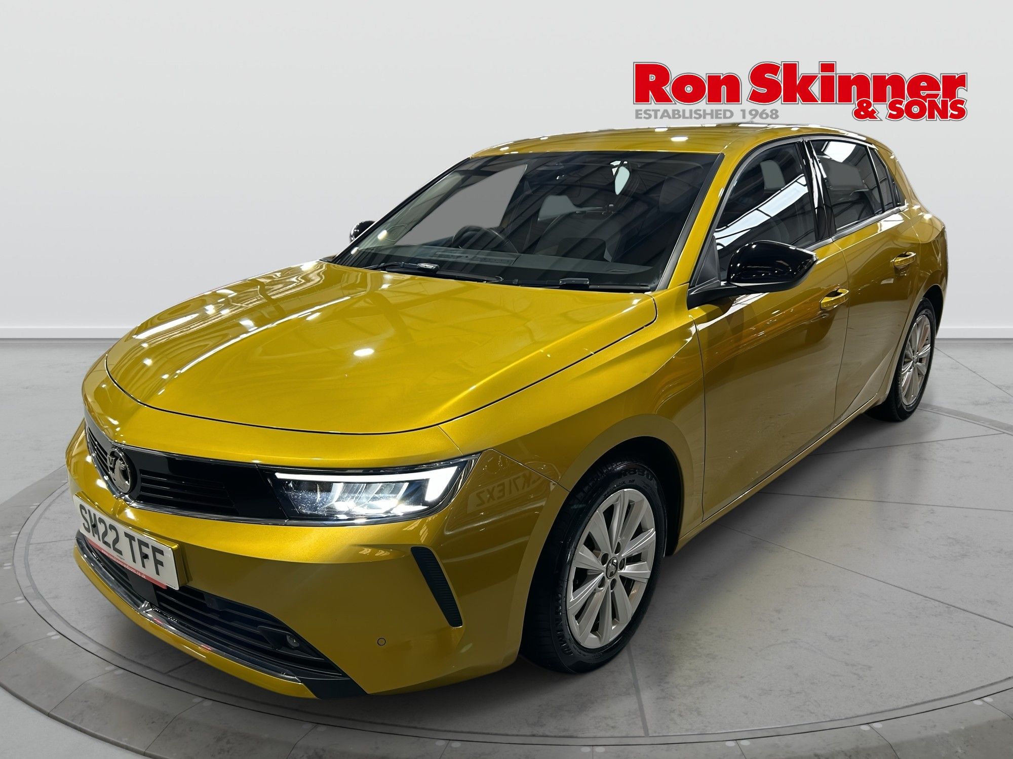 USED 2022 22 VAUXHALL ASTRA 1.2 Turbo Design Hatchback 5dr Petrol Manual Euro 6 (s/s) (130 ps) 