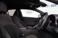 USED 2025 74 TOYOTA C-HR 1.8 VVT-h Design 5dr CVT (SAT NAV, HEATED SEATS) 