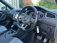 USED 2017 17 VOLKSWAGEN TIGUAN 2.0 TDI BlueMotion Tech R-Line SUV 5dr Diesel DSG Euro 6 (s/s) (150 ps) 
