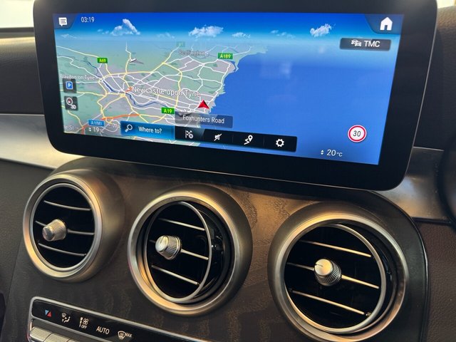 2020 Mercedes-Benz GLC - Photo 9