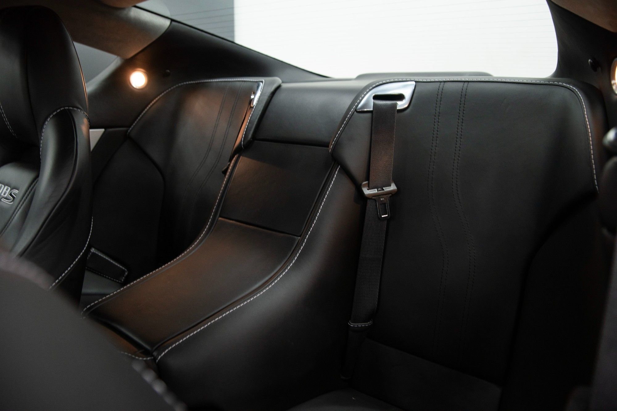 USED 2012 61 ASTON MARTIN DBS 5.9L 