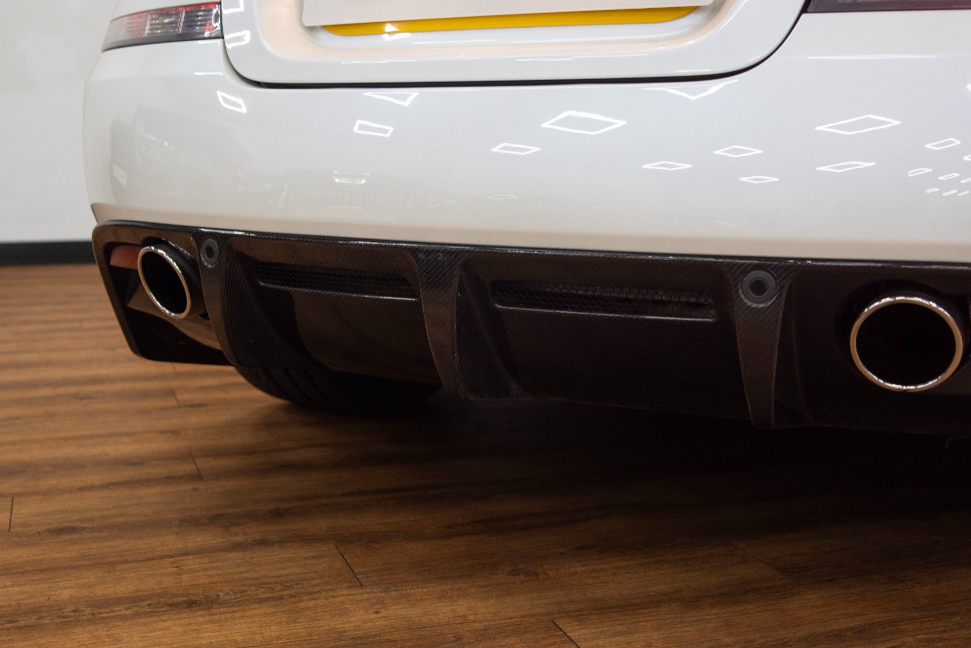 USED 2012 61 ASTON MARTIN DBS 5.9L 